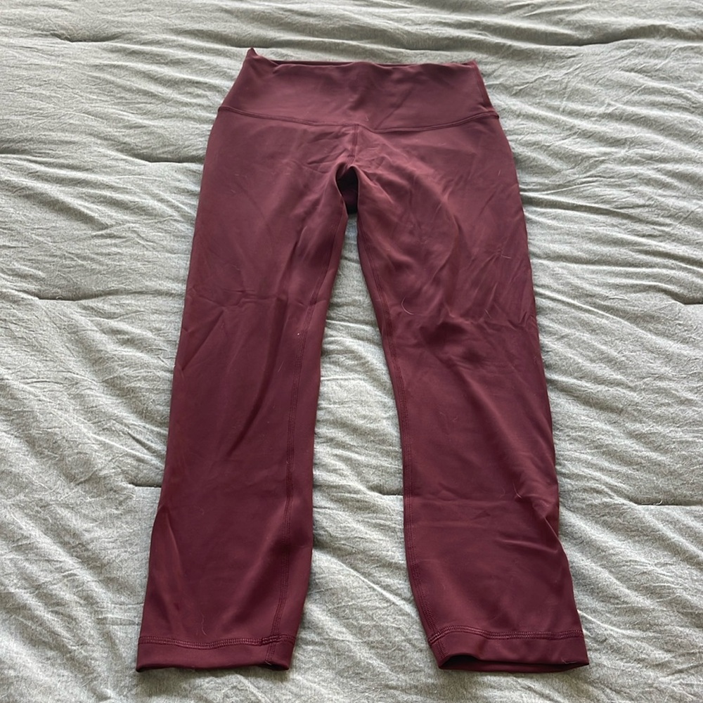 Lululemon Wunder train crop